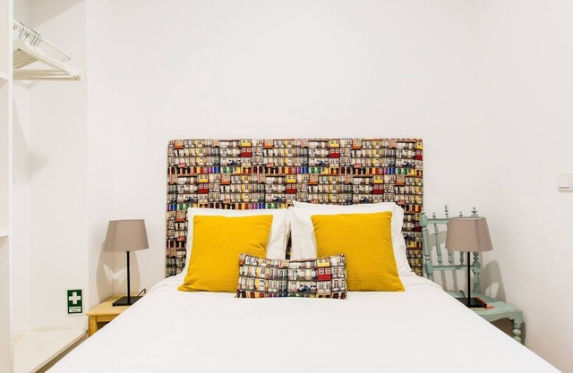 SOL II- Cozy Balcony in Historic Alfama/Air conditioning