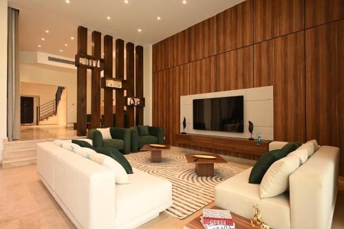 Solana luxury Mansion