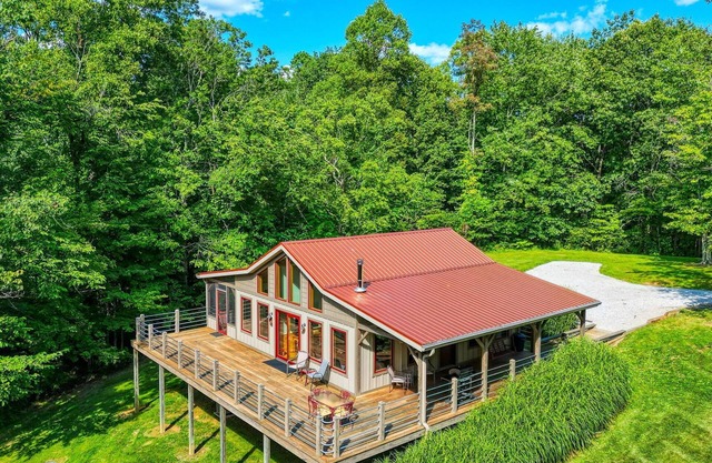 Songbird Cabin | Private Trails | Covered Hot Tub
