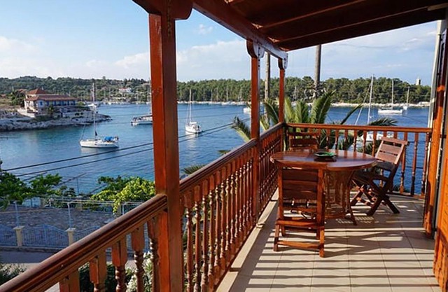 Sonia's Apartment in Fiscardo Waterfront