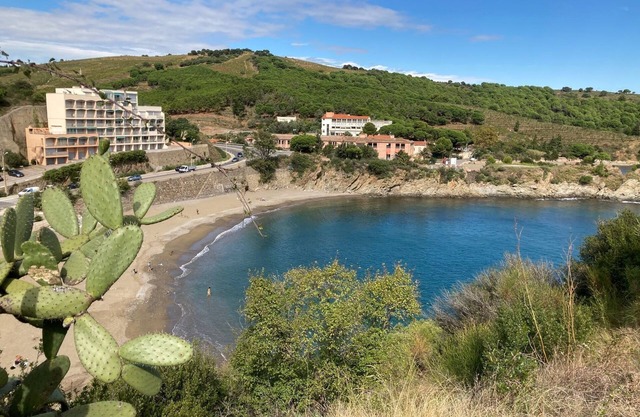 Soothing 4-bedroom villa in Banyuls-sur-Mer with WiFi, AC