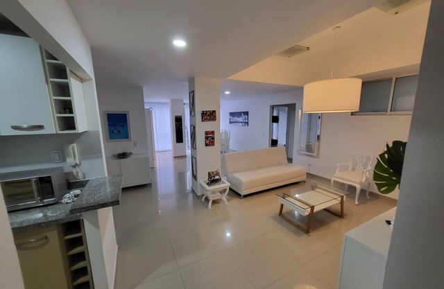 Sophisticated 3 bedroom apartment