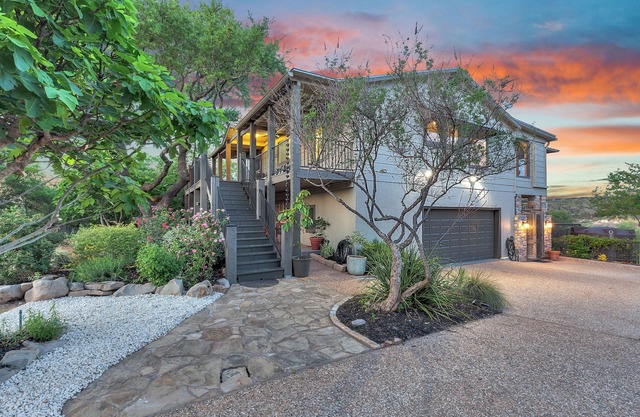 Sophisticated, Serene Waterfront Paradise on Lake Travis