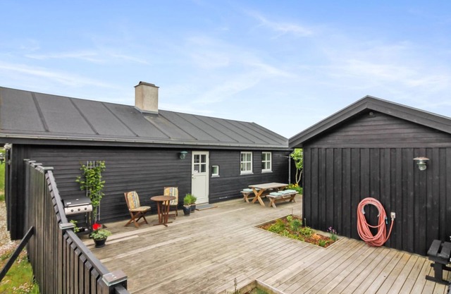 "Soria" - 300m from the sea by Interhome