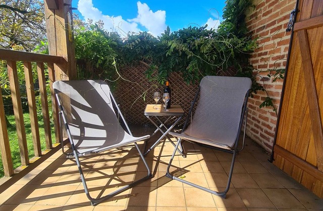 Sous les Noyers, Autoire