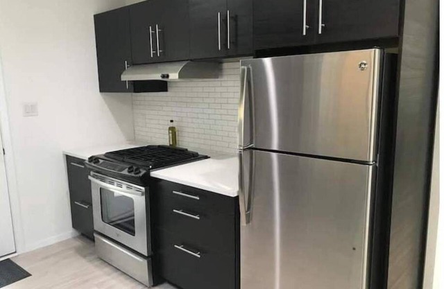 South Congress Barton springs 3/2 whole modern home