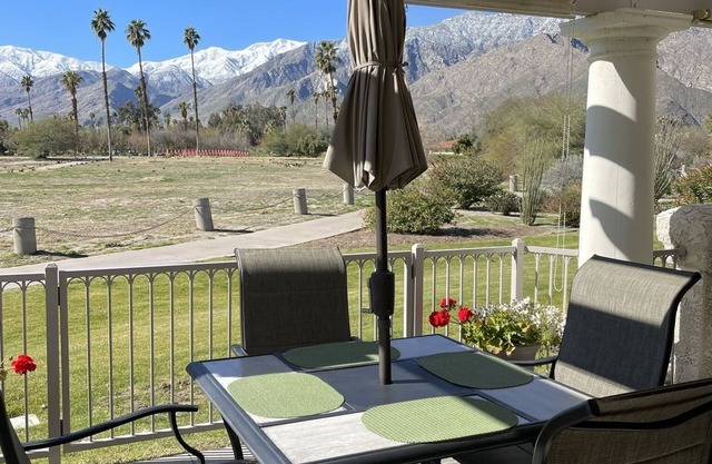 South Palm Springs Condo - Fantastic Mountain Views!nNOV. AND DEC. - LOWER RATES