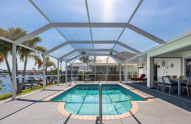 Southern Exposure with Heated pool - Villa Nature View - Roelens Vacations