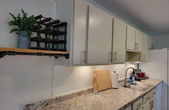 Southern Solace: relaxing 3-bedroom house in Jacksonville NC