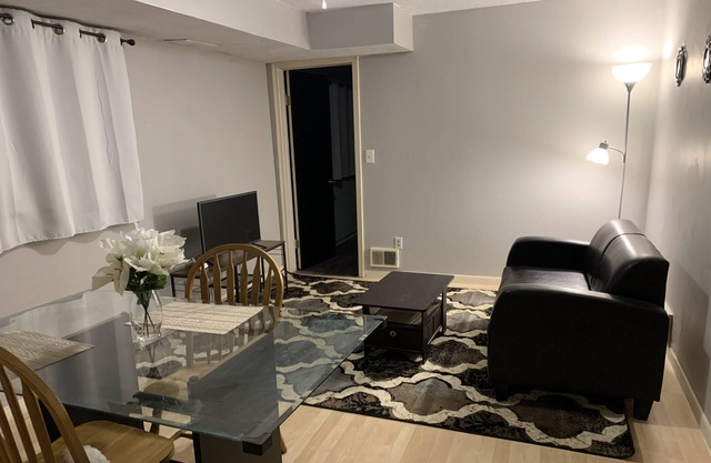 Southfield Indian Street Cozy apartment