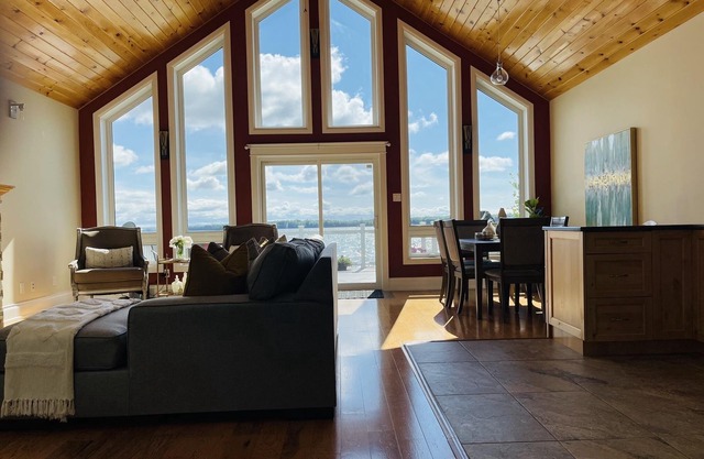 SouthLake cottage on Lake Couchiching