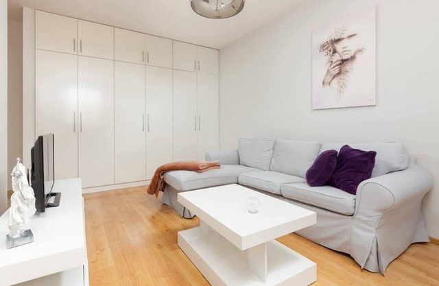 Sowińskiego 51 | Warsaw | Parking | Remote Work