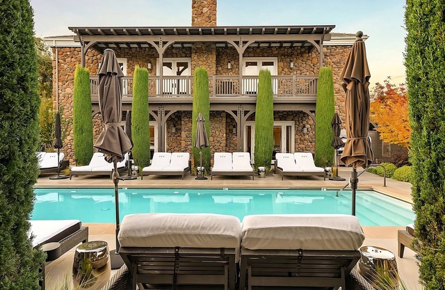 Spa Retreat in Napa Valley! Pet-friendly Accommodation with Free Parking