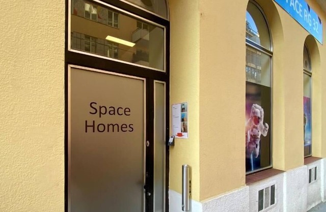 Space Home Apartment - Central Station