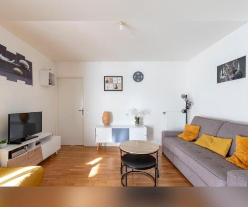 "Spacieux et lumineux" proche Paris
