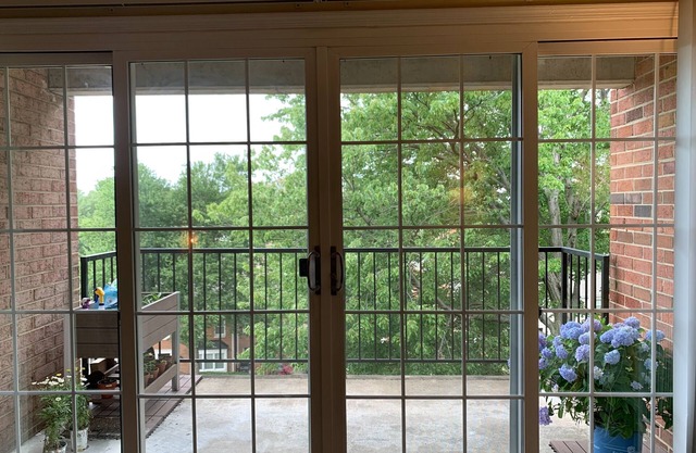 Spacious 1-bedroom apartment in Alexandria available for min. 2-weeks stay