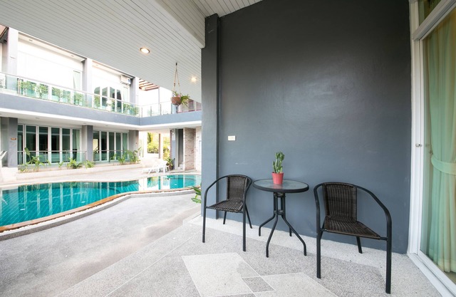 Spacious 2 Bedroom Apartment with Kitchen in Kata with Pool & Mountain View