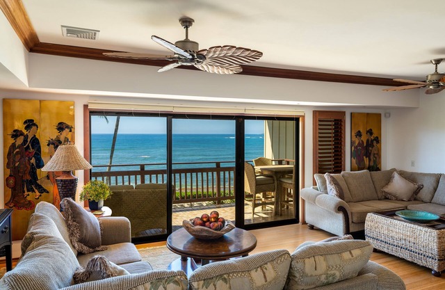 Spacious 2BR | Saltwater Pool | Walk to Restaurants | No Fees