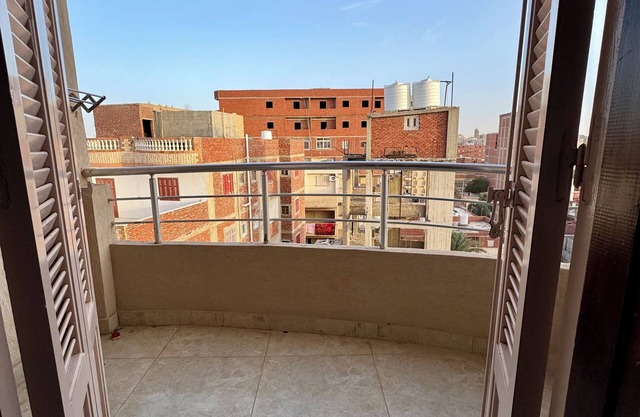 Spacious 3-bedroom apartment in phenomenal Marsa Matruh with WiFi