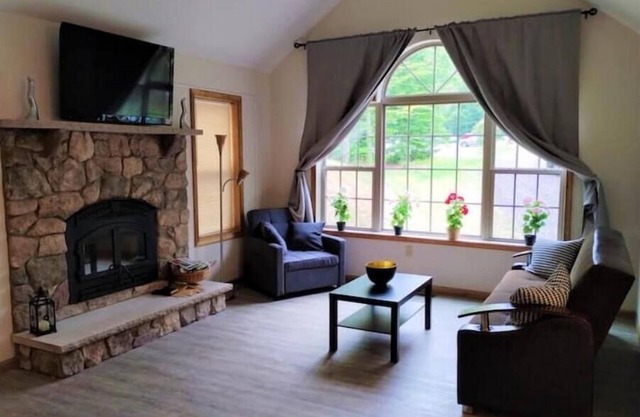 Spacious 3-bedroom house in the Poconos.