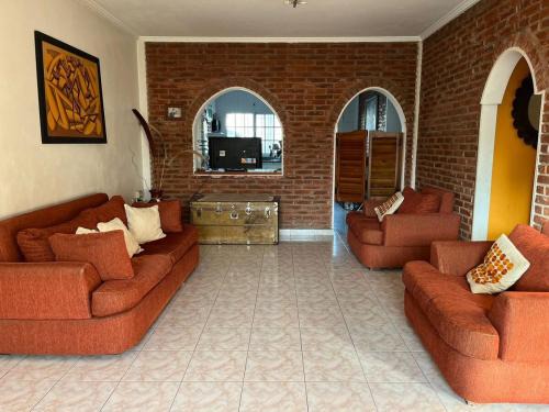 Spacious 3BDR house in Chivilcoy with swimming pool and view