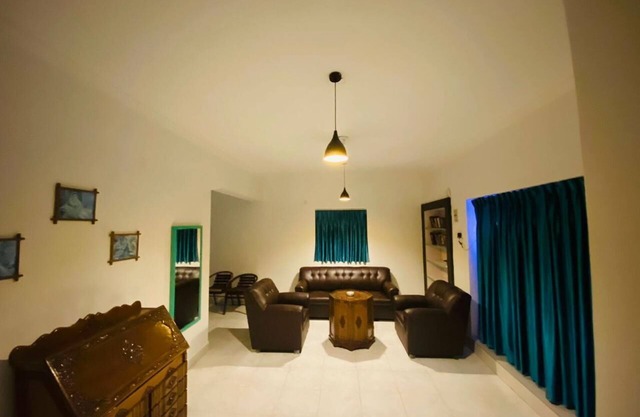 Spacious 4-bedroom house in charming Goa with AC, WiFi