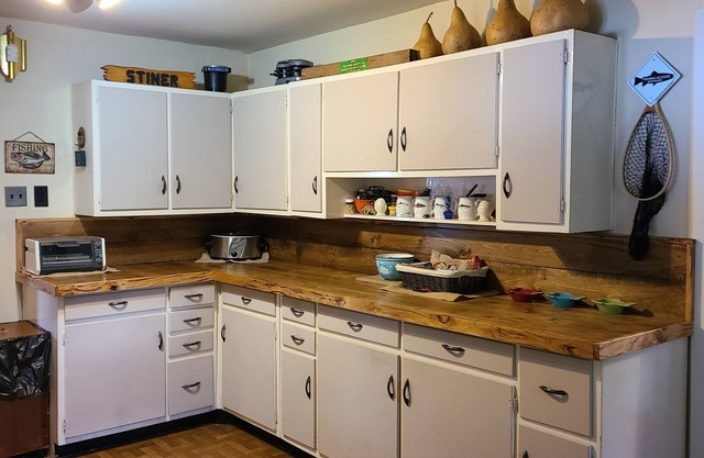 Spacious 4 bedroom house near Pine Creek in Morris PA