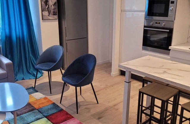 Spacious 4-room apartment in the center of Neuville-sur-saone