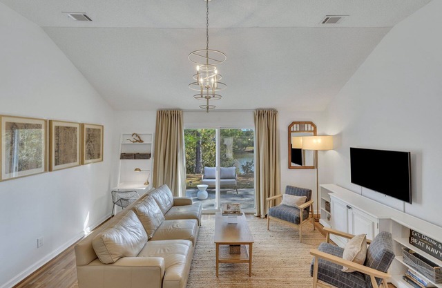 Spacious 4BD/2BA Retreat with in Pooler, GAnnnnn