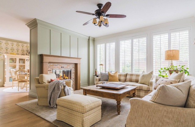Spacious 4BR Home w/Fireplace, Work Space & Backyard Dining