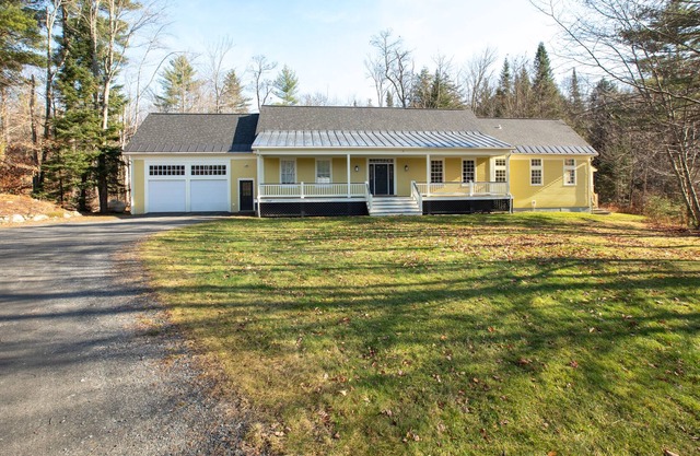 Spacious 4BR on 8 Acres – Minutes from Stowe
