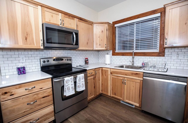Spacious 5 BDR, 2.5 BATH - Updated & Prime! Lots of Parking! Sleeps up to 16!