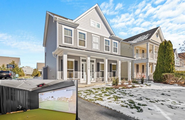 Spacious 5-bedroom house with Golf simulator in Berlin