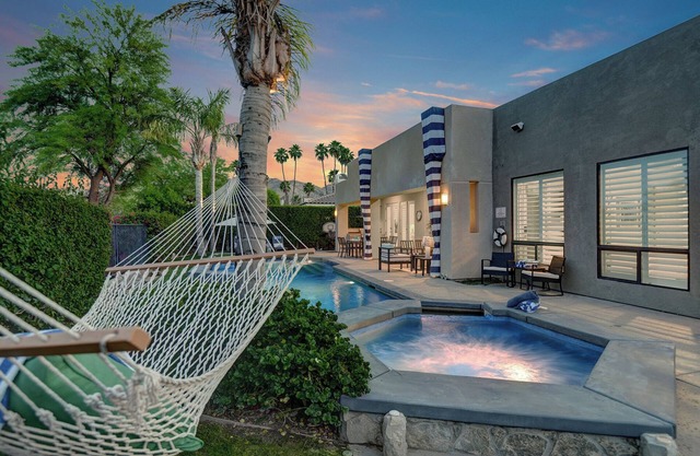 Spacious 6 Bedroom Palm Springs Home with Private Swimming Pool!