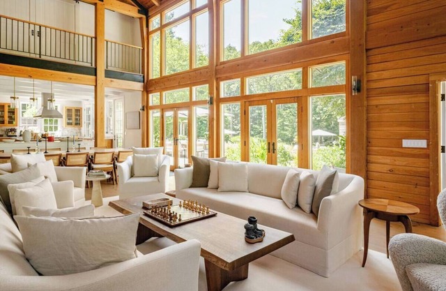 Spacious 8-bedroom villa in gorgeous East Hampton - Pool,Jacuzz i& tennis court