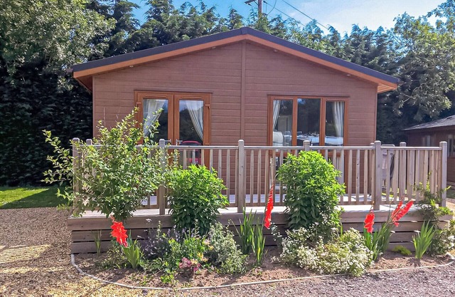 Spacious and contemporary lodge perfect for a family retreat.