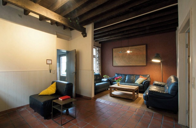 Spacious and cozy apartment In the center of Bruges