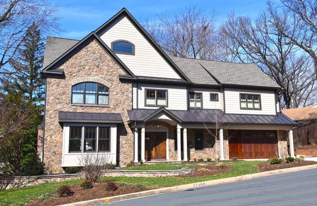 Spacious and modern home minutes from DC