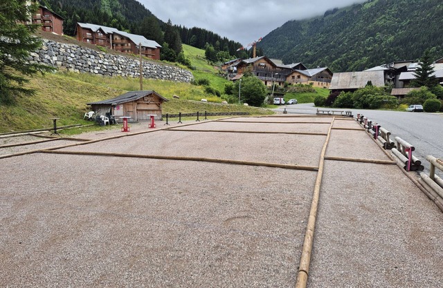 SPACIOUS APARTMENT - SAINT JEAN DAULPS SKI RESORT - 6 PEOPLE - OURSON 59