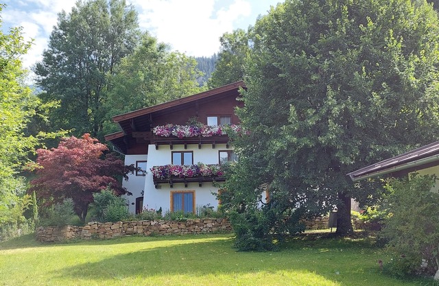 Spacious apartment to relax in quiet neighborhood