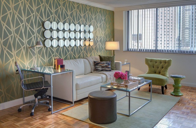 Spacious Back Bay One Bedroom with Great Views