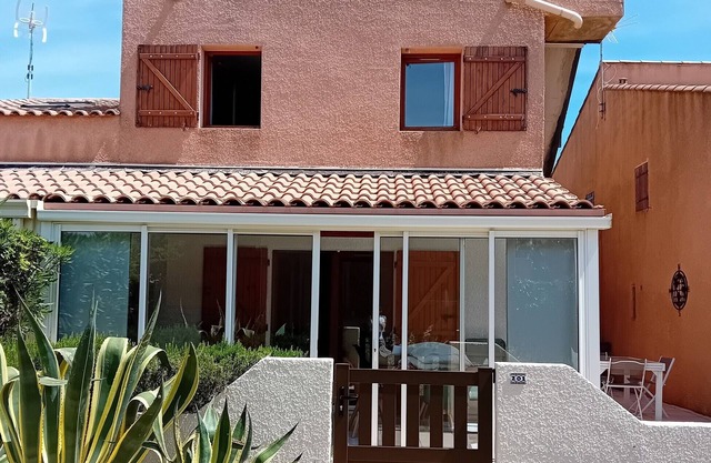 Spacious bungalow, T3, roof terrace, swimming pool, Wifi, lagoon, near beach