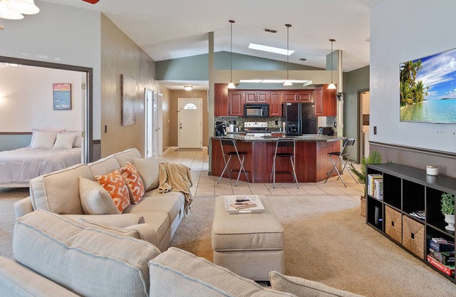 Spacious Daytona Beach Getaway - Near Everything!