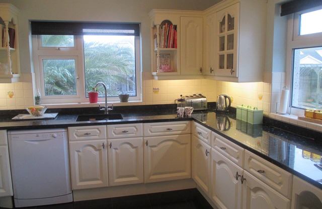 Spacious detatched 4 bedroomed dorma bungalow