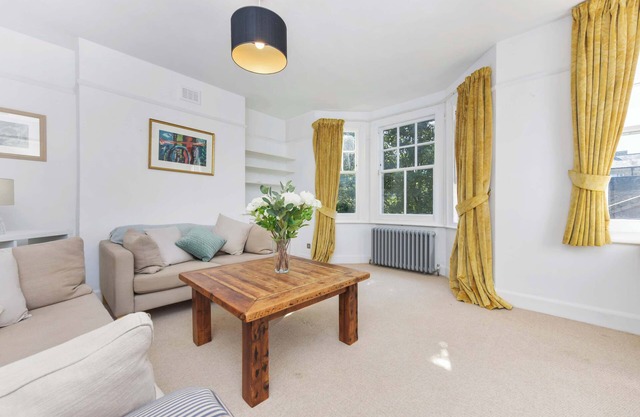 Spacious duplex 3 bed on the Southbank