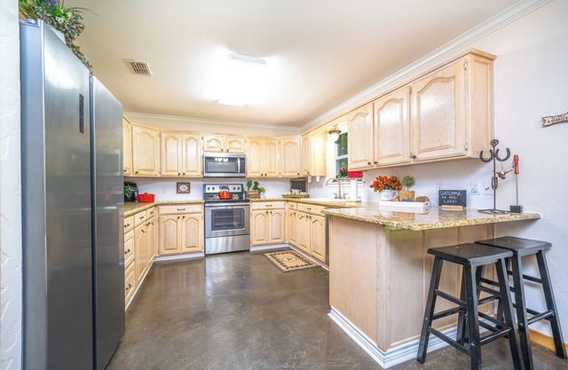 Spacious Full-Size Home with great East Texas views.