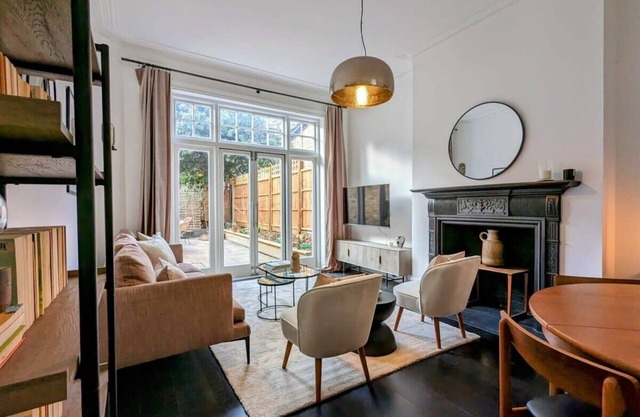 Spacious Garden Apartment in Leafy Belsize Park