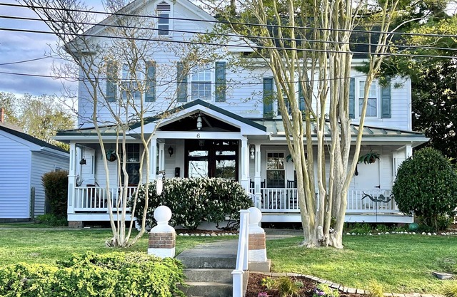 Spacious home centrally located in the quaint waterfront town of Onancock