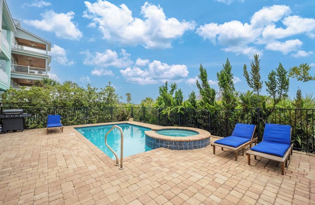 Spacious Home w Private Pool, Hot Tub, Elevator + Beach Access!