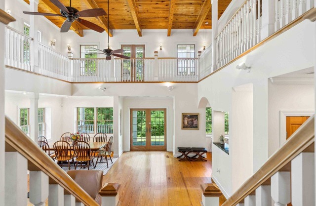 Spacious Home with Foosball, PingPong and Gym
